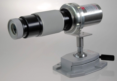 Pyromètre CellaTemp PA avec optique de précision à haute résolution.