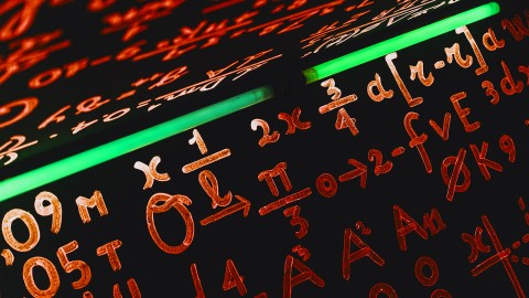 Máy tính hệ số phát xạ